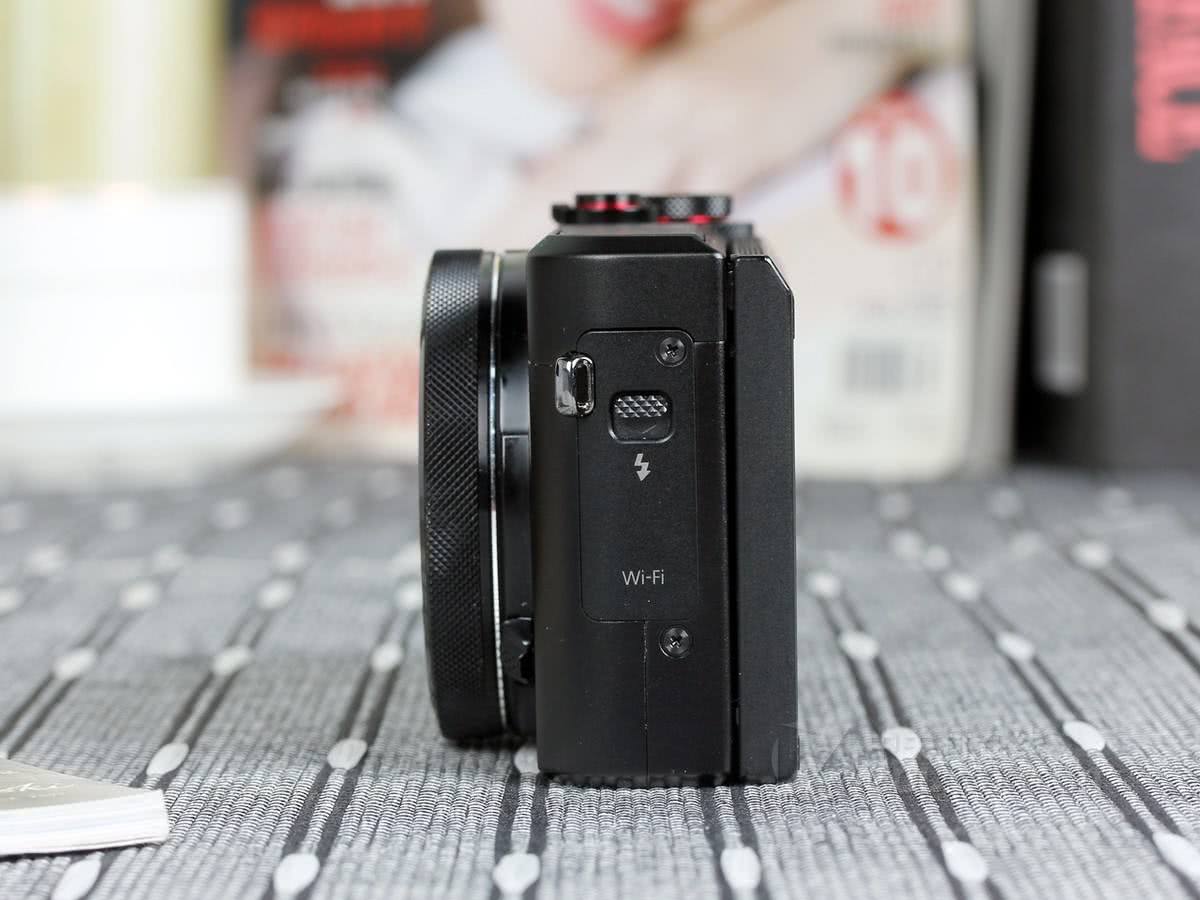 索尼黑卡RX100 V和佳能G7X MarkII哪款性价比