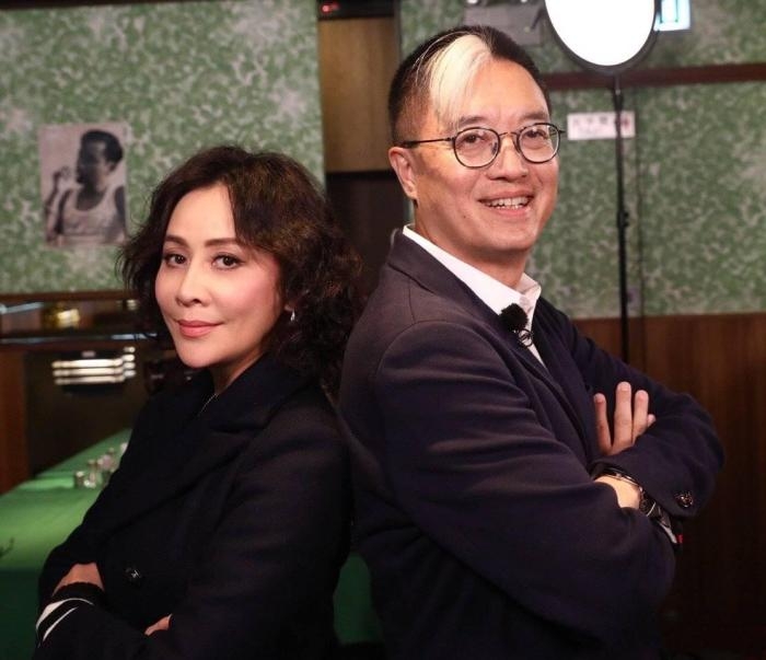 刘嘉玲晒好友合照，26年前旧照曝光，美艳动人！
