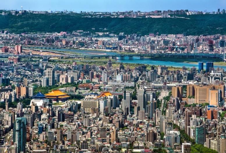 台湾最发达的一座城市,这样的城建能跟你家乡城市相比