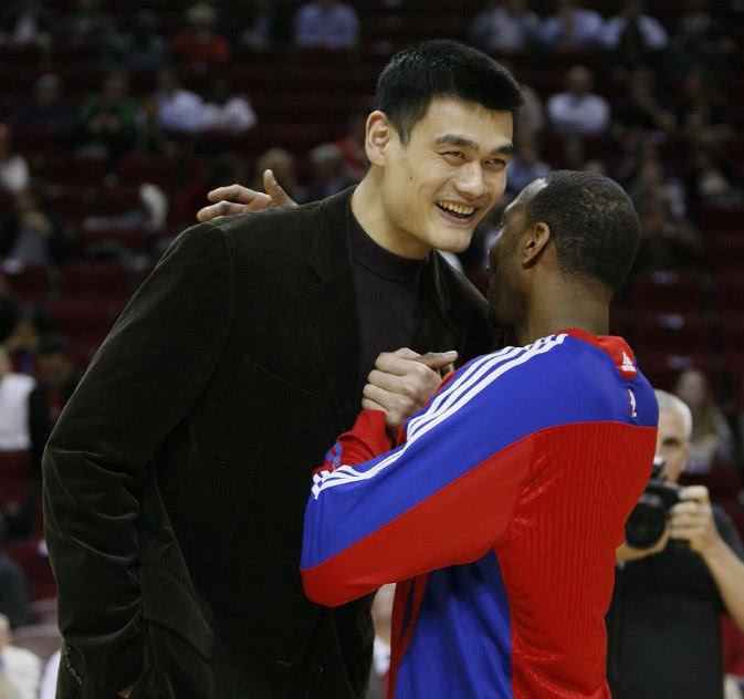 林书豪为何频繁被NBA裁员,真实原因曝光,姚明