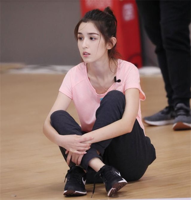 大美女图片_纵览新闻