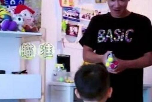 带你看看陈小春的豪宅:在香港有套这么大的房