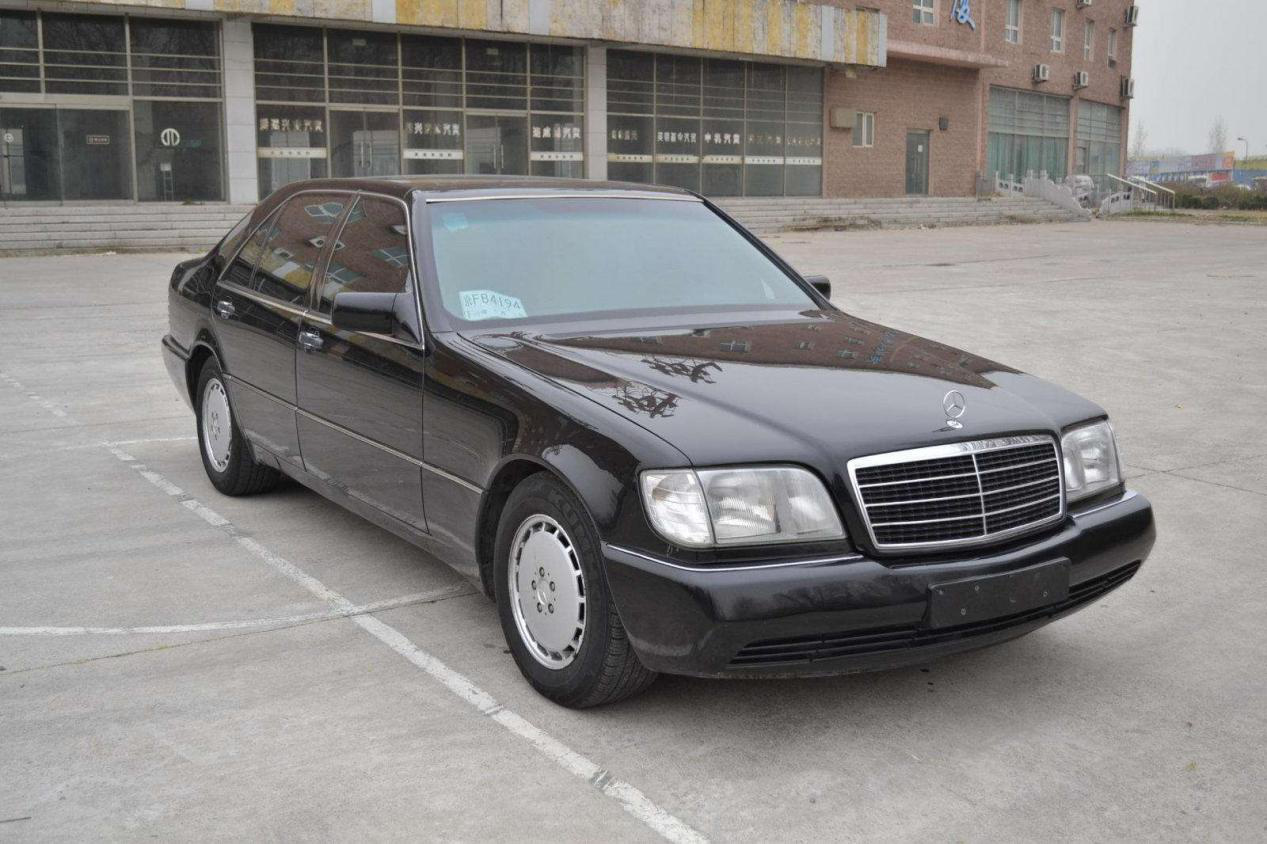 奔驰W140前保险杠