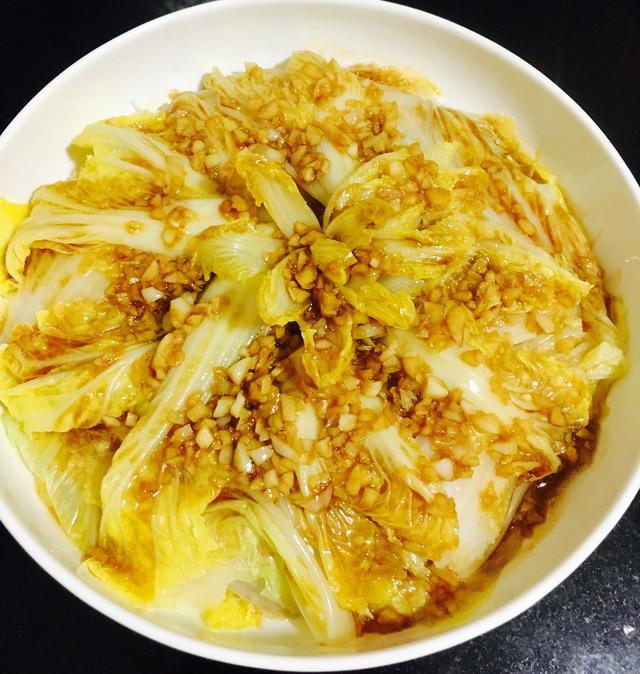 大白菜这样做真的太好吃了,蒜蓉粉丝蒸白菜的简单做法