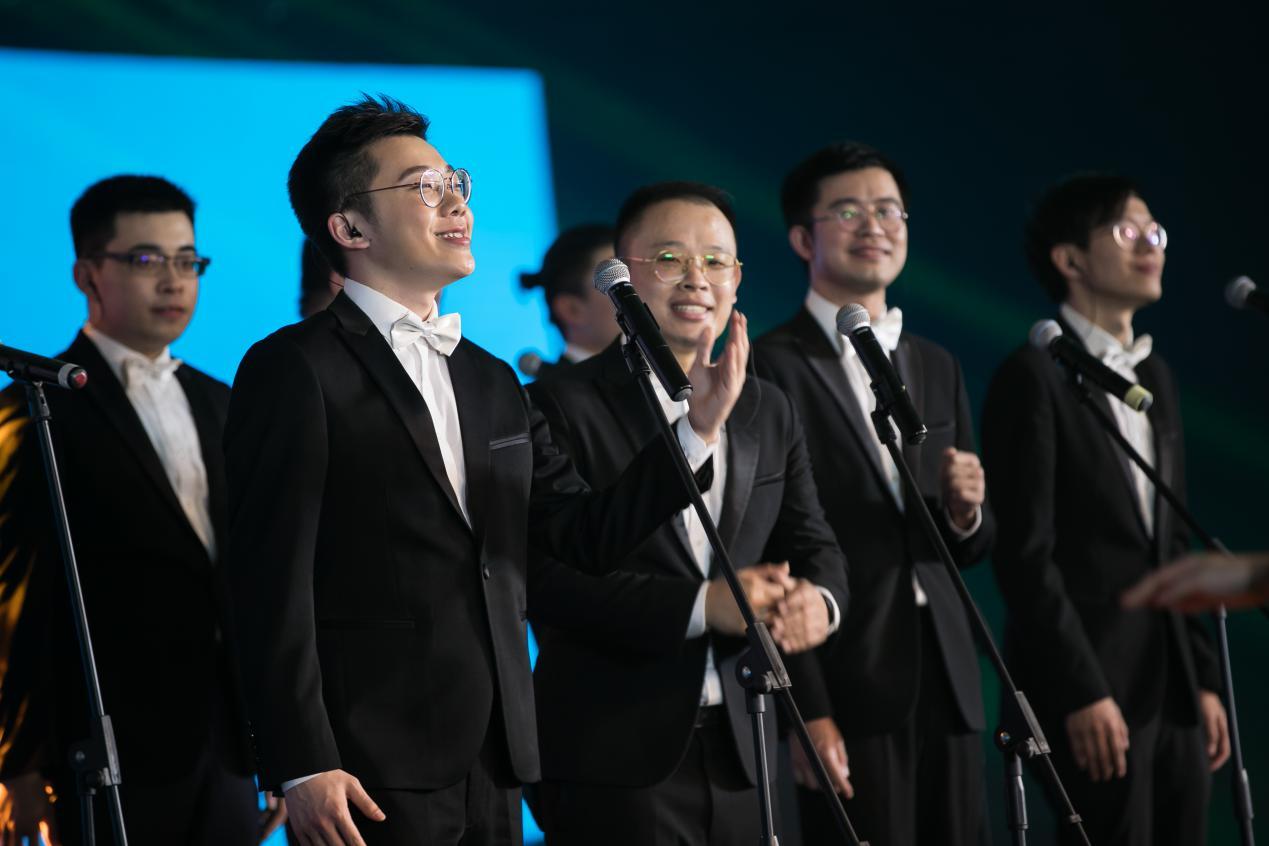 ���й��˶������ĸ߼�SUV������CS85 COUPE�ۼ�13.69����