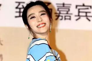 范冰冰彻底凉凉?疑遭央视封杀?镜头被剪掉一