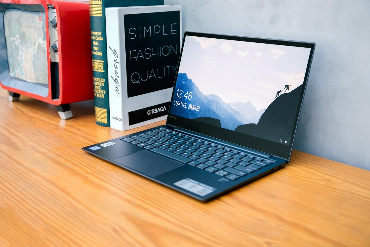 极致轻薄,联想YOGA S730薄的不可思议