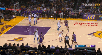 湖人一分险胜独行侠终结2连败 詹皇29分罚球准绝杀