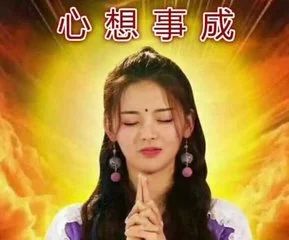 纵观2018年度锦鲤,除了杨超越,我最服的就是一年唱红两首歌的她
