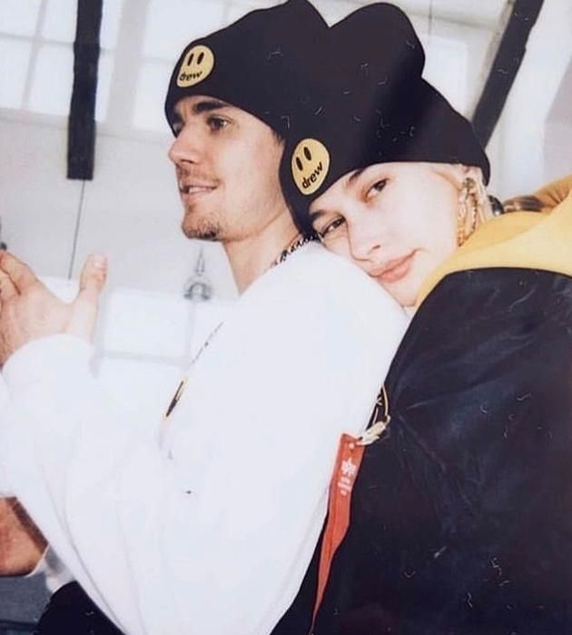 赛琳娜常与比伯借歌寓情,现全力准备新专辑