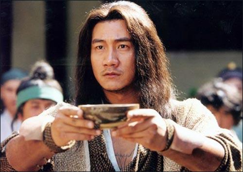 金庸笔下最为特殊的男主角，一生没有奇遇，武功却是天下第一