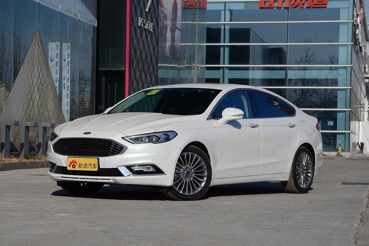 车型对对碰：2017款蒙迪欧 VS 2018款阿特兹之外部配置