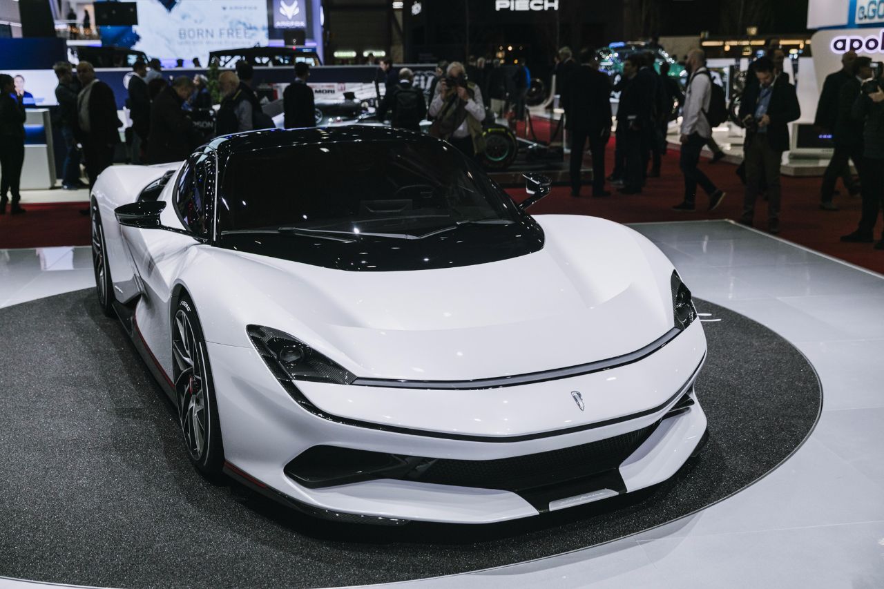 世界第一电动车,限量150台,1516万,加速比F1赛车快