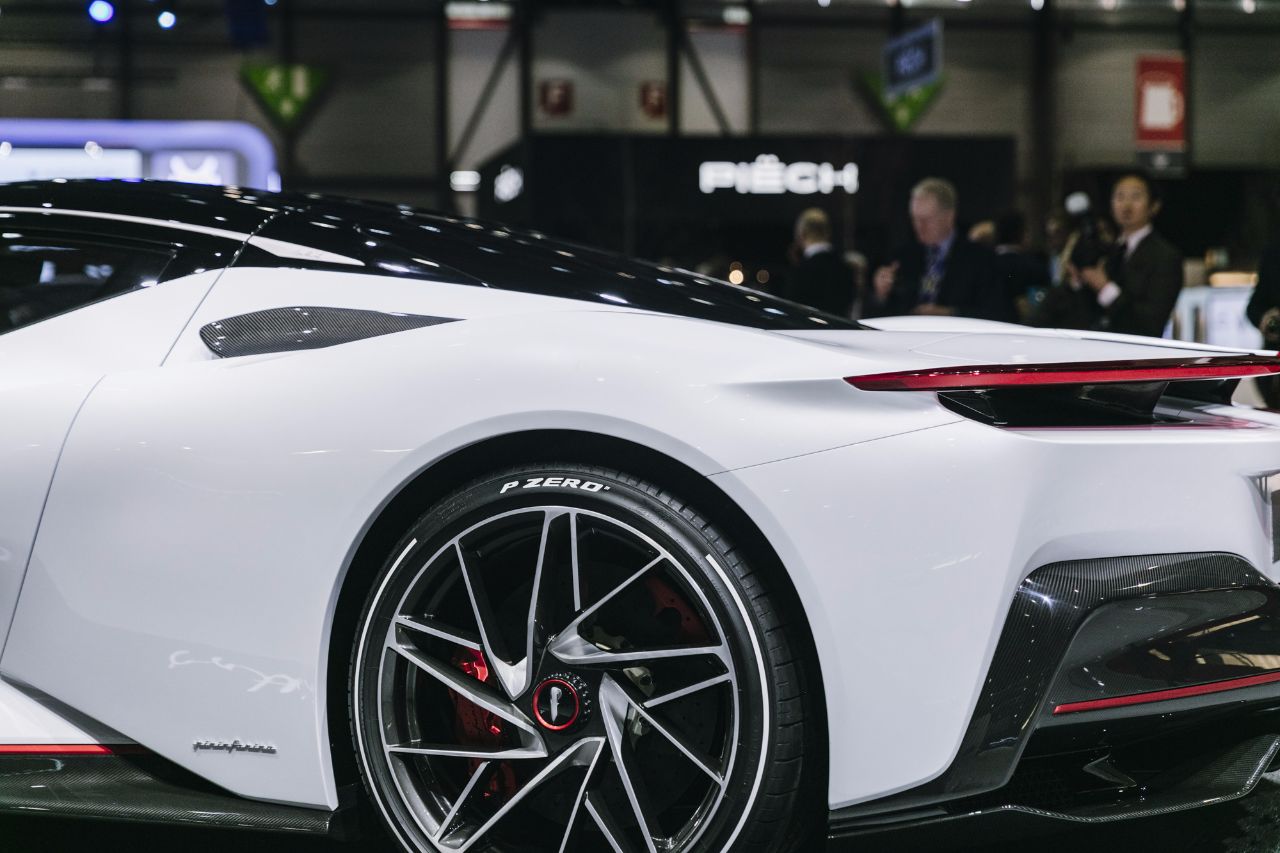 世界第一电动车,限量150台,1516万,加速比F1赛车快