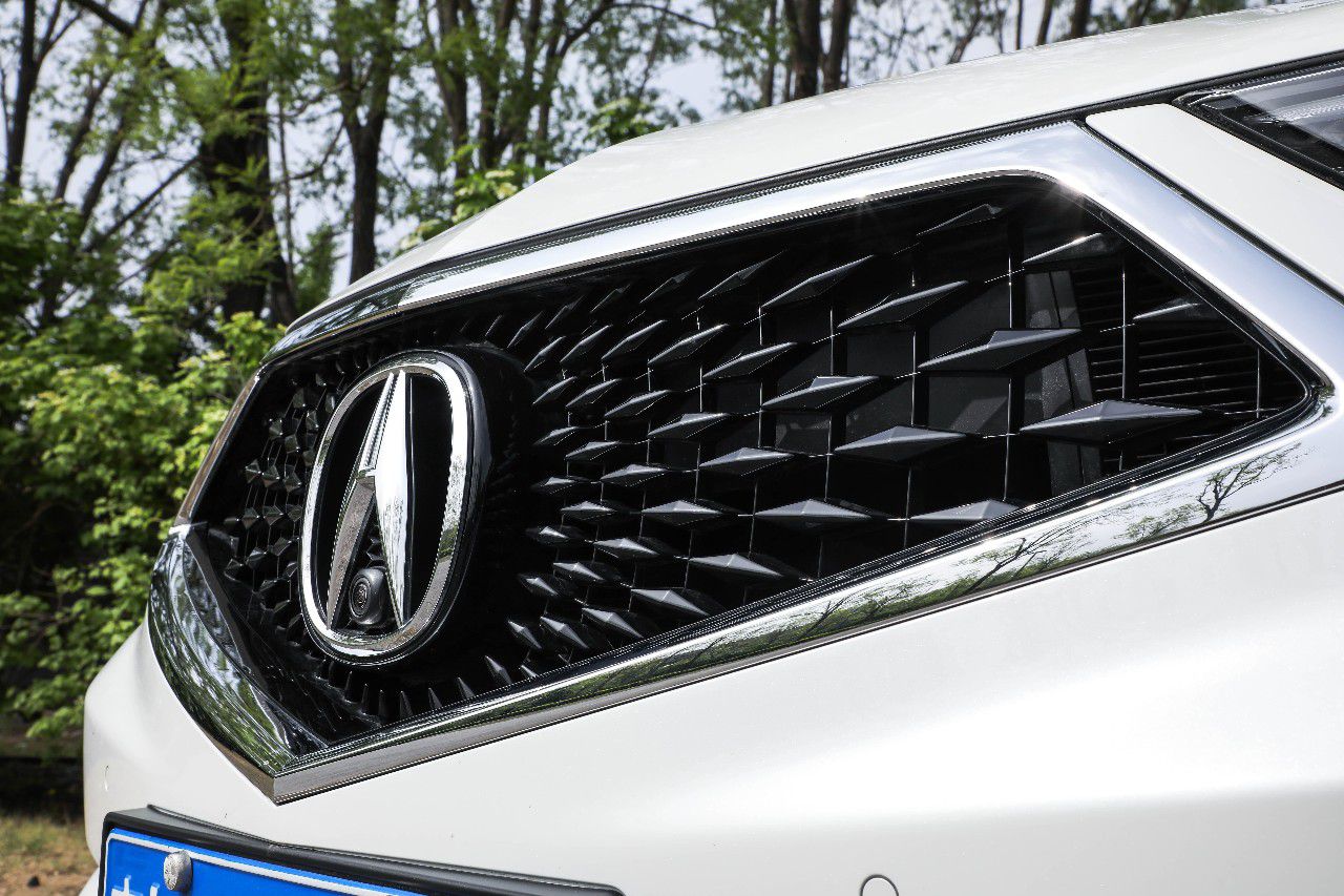 当广汽Acura CDX混动遇上雷克萨斯UX,谁才是你的心头