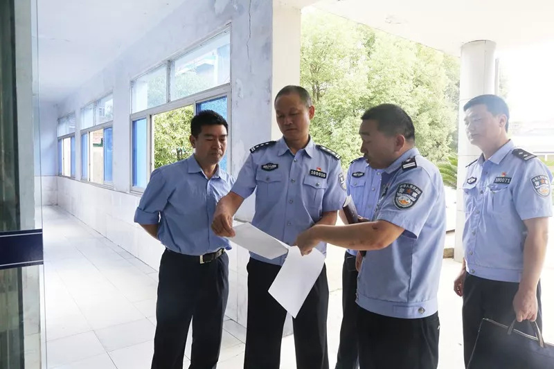 戴海洲同志到临澧督导检查国庆节安保维稳工作