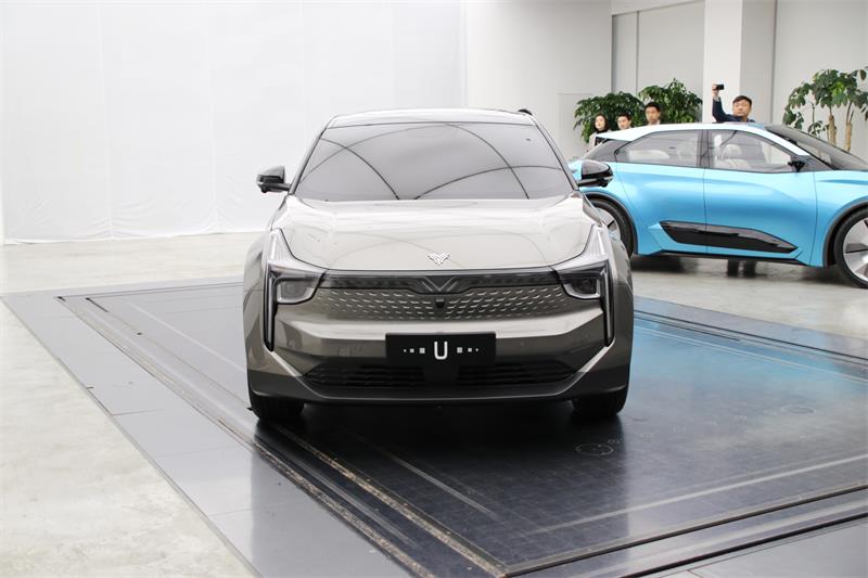 合众汽车第二款量产车命名为U 全新概念车上海车展首发