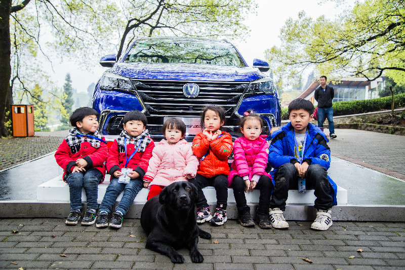 ����� ��֪������CS85 COUPE�������֮������վԲ����Ļ