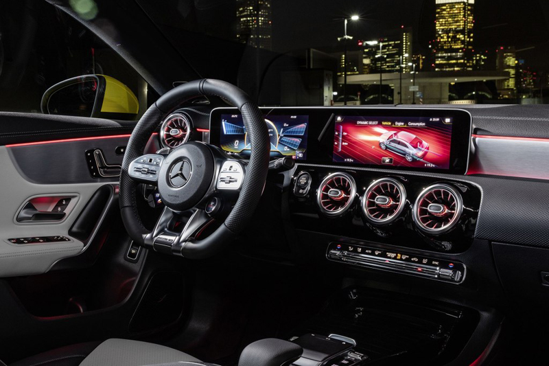 剑指奥迪S3 AMG CLA 35 4MATIC官图发布 将于上海车展首发