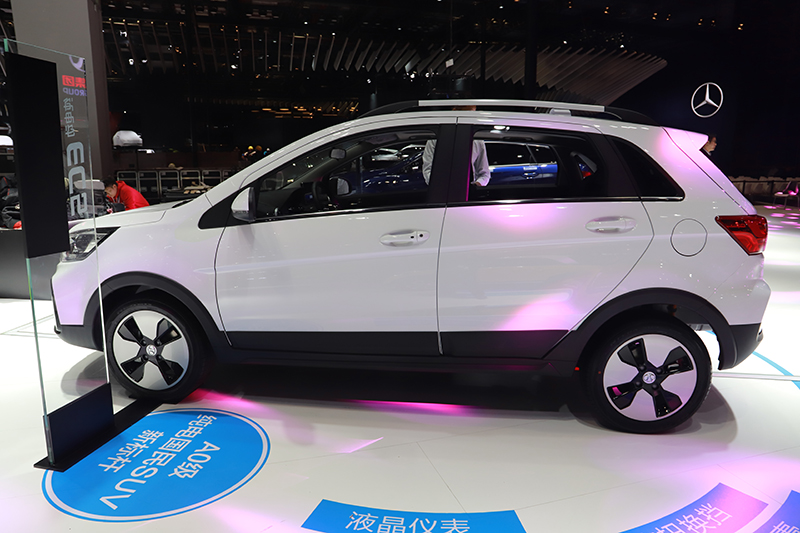 2019上海车展：EX360升级版 北汽新能源EC5正式亮相