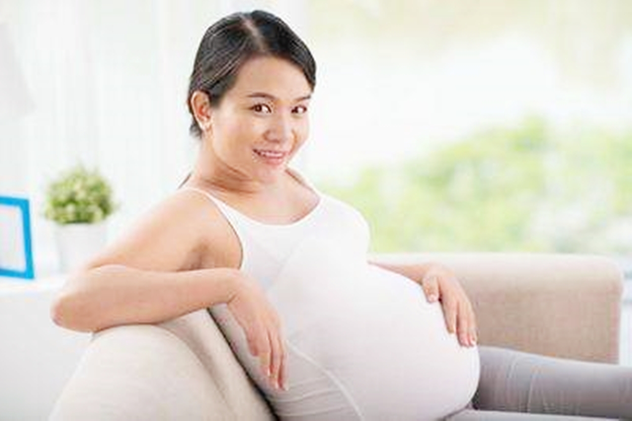 怀“四胞胎”是啥感觉？一组图片告诉你，孕晚期“举步维艰”|孕晚期|多胞胎_新浪新闻