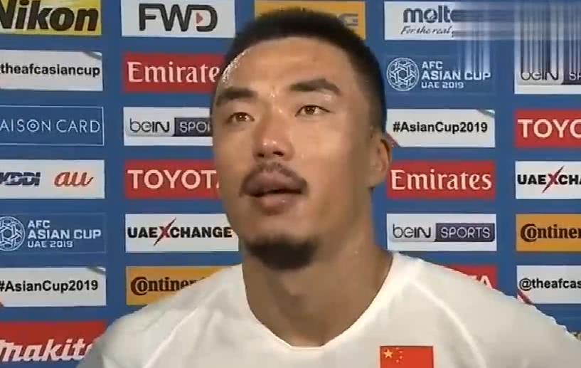 国足不敌韩国,谁注意到韦世豪和武磊的表情,代什么表情包男图片发的图片