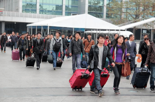 春运啥时候易买到票? 一放票就显示“售空”, 原来是因为这3种人