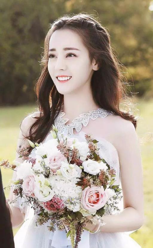 杨紫婚纱_杨紫婚纱图片大全