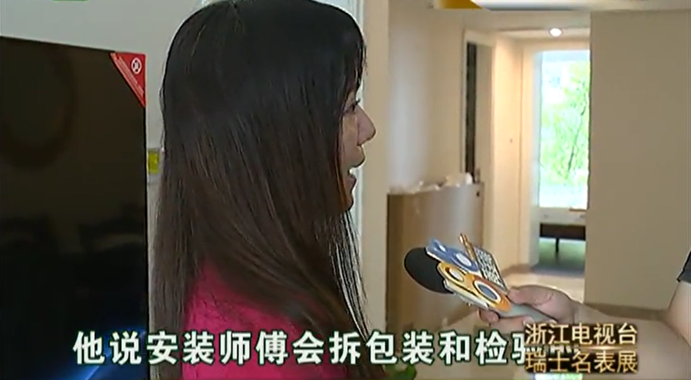 花8千多刚买的小米电视机就坏了,要求退货,女