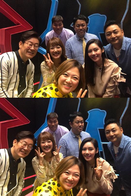 搞笑一家人里的敏静老师，婚后退出娱乐圈，今复出担当节目MC