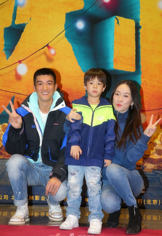 杜江想起微博密码了?时隔22天终于发声,晒嗯哼