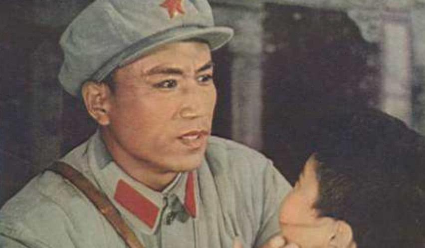 电影《闪闪的红星》,人物原型竟是我国威名赫赫的,开国将军父子