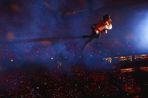 华晨宇大型下蛊现场,十万人学牛叫,堪称九十后