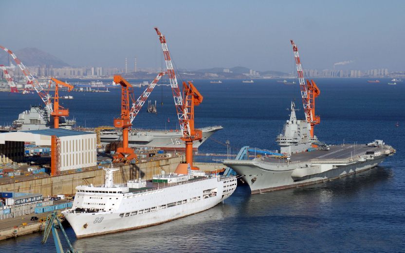 国际专家:004型航母,很快将出现在中国海军中