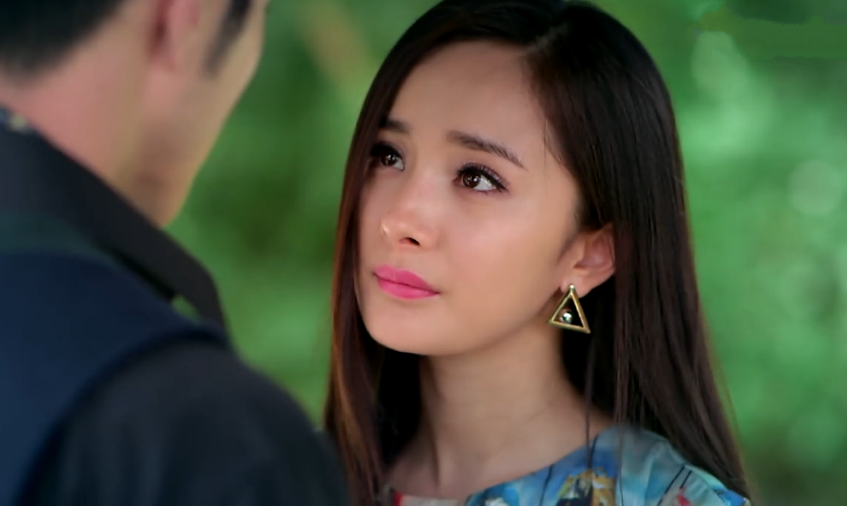 明星人气榜杨幂第二,榜首是淡出娱乐圈的她,谢