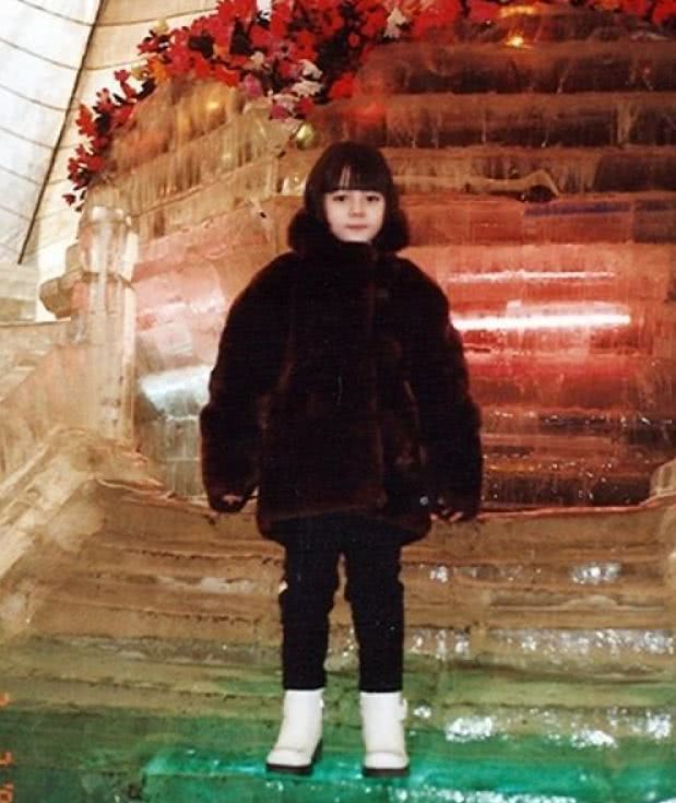 迪丽热巴小时候