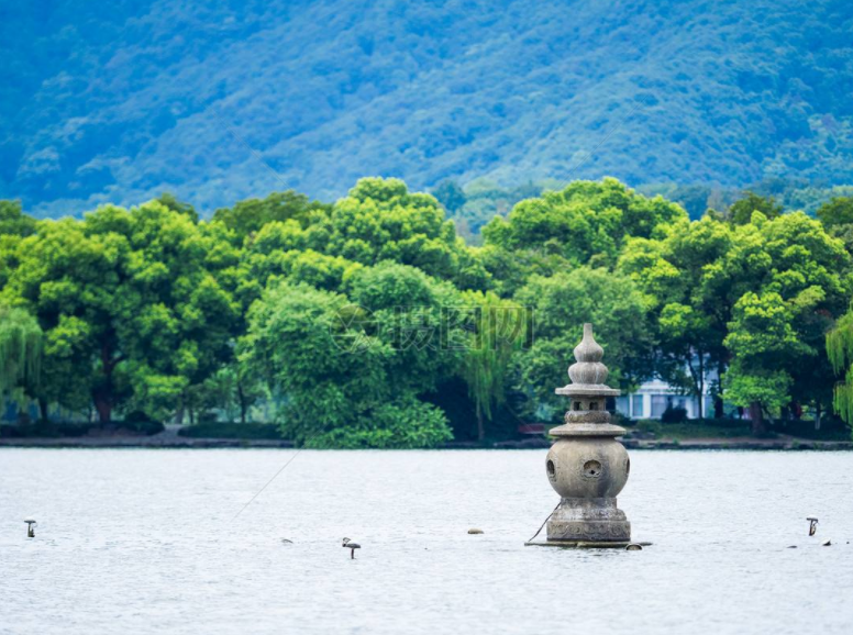 景点介绍书杭州西湖已列入了世界文化遗产名录里