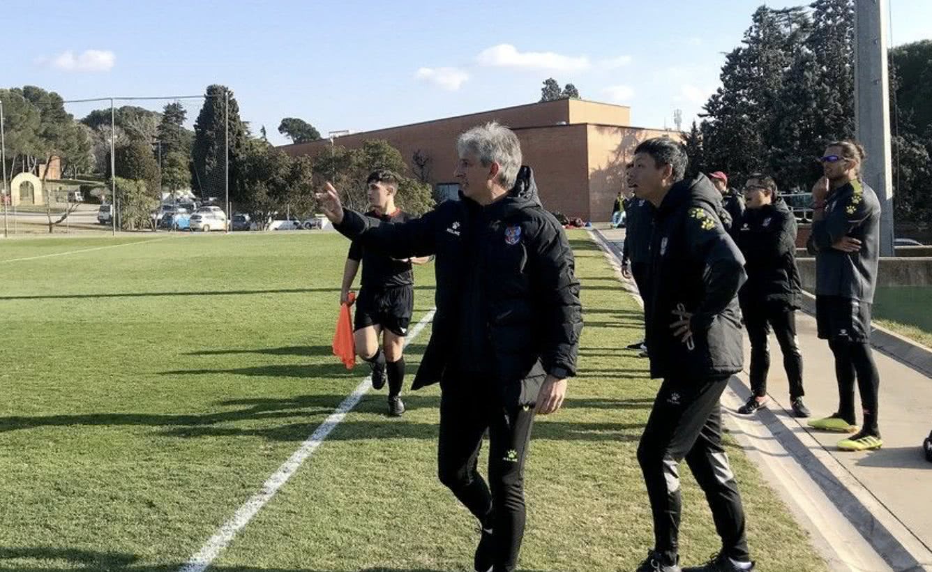 十分给力!中甲巴萨5球大胜西丙冠军 新赛季冲