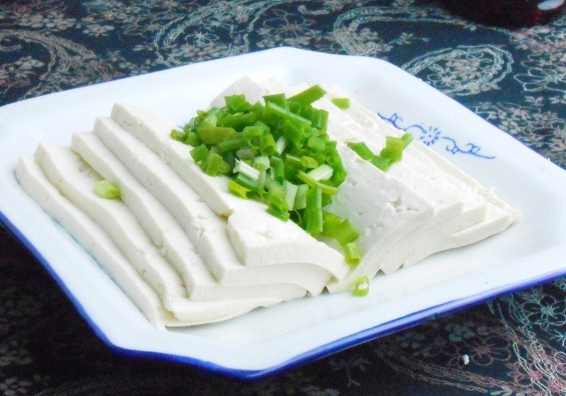 要想增肌1公斤需摄入多少克蛋白质?从哪些