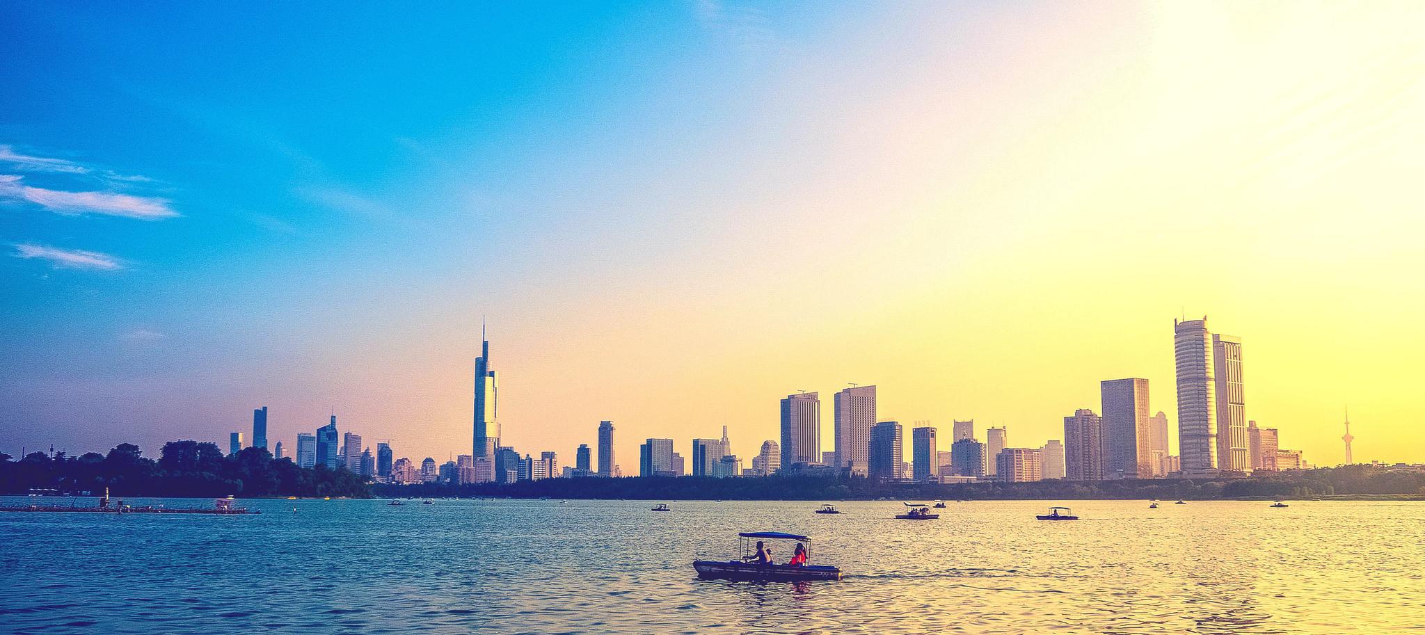 苏州vs南京经济总量_苏州经济技术开发区