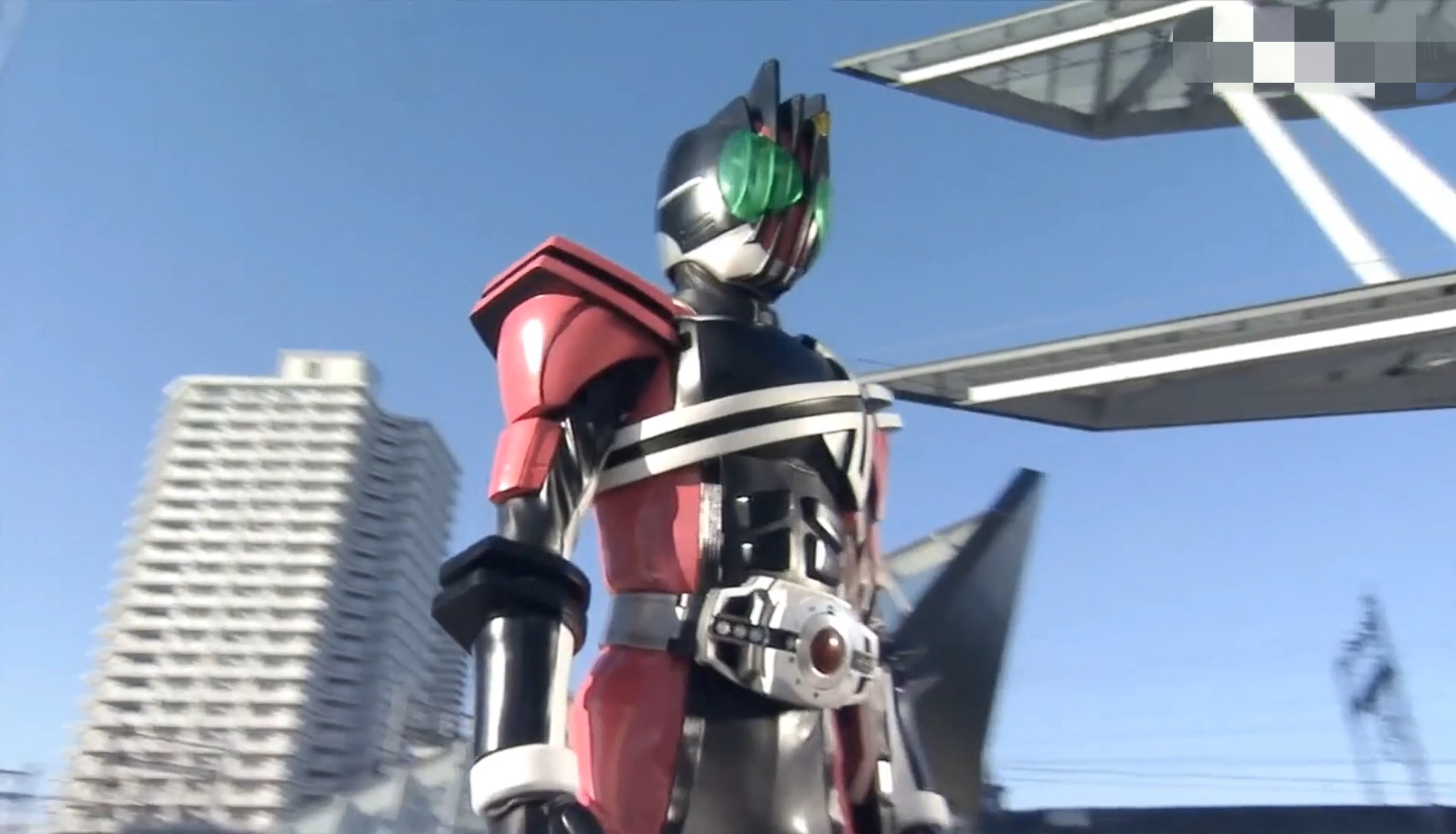 假面骑士帝骑巨大化