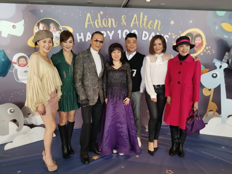 TVB金牌监制为孙子搞百日宴 这位久未露面的