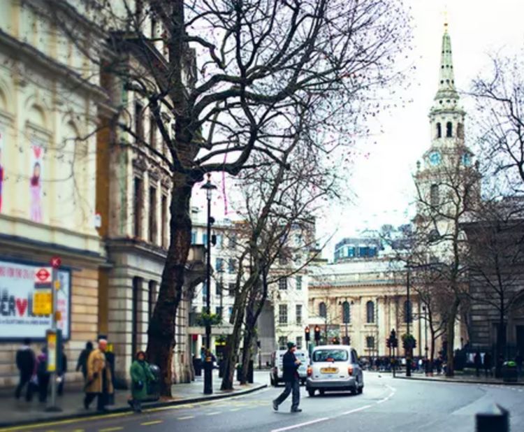 伦敦牛津街有什么值得买的?