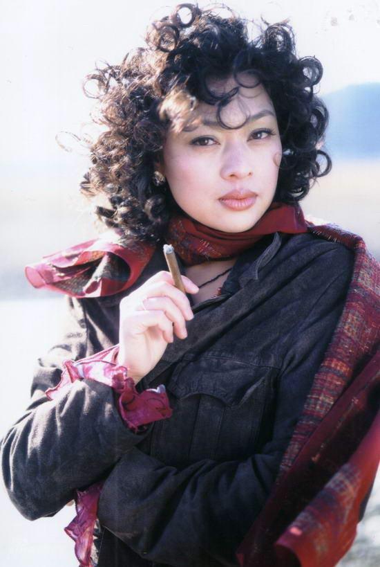 《娘道》中的史可现实生活中有两段婚姻，如今老公是瑞士人