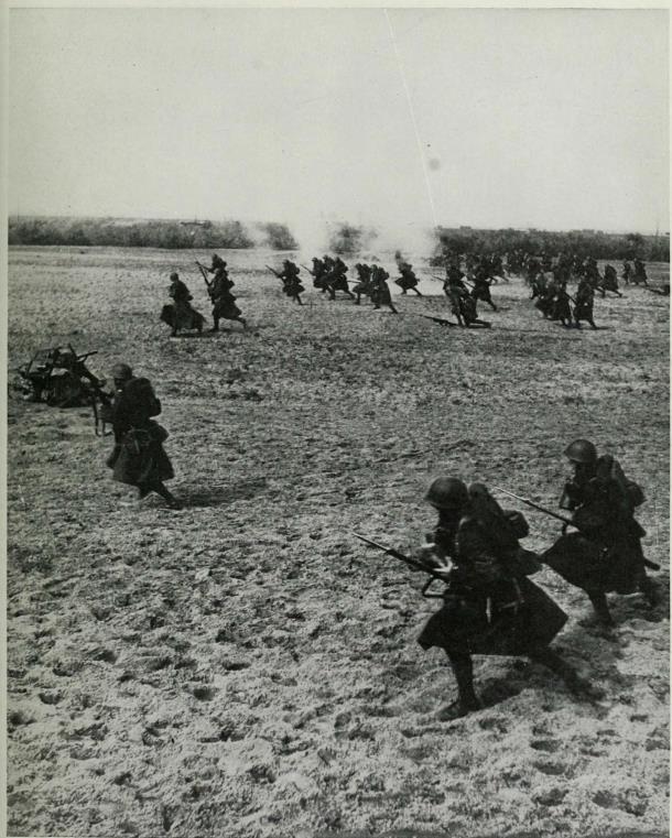 二战老照片」德国闪击波兰,英法向德国宣战!英