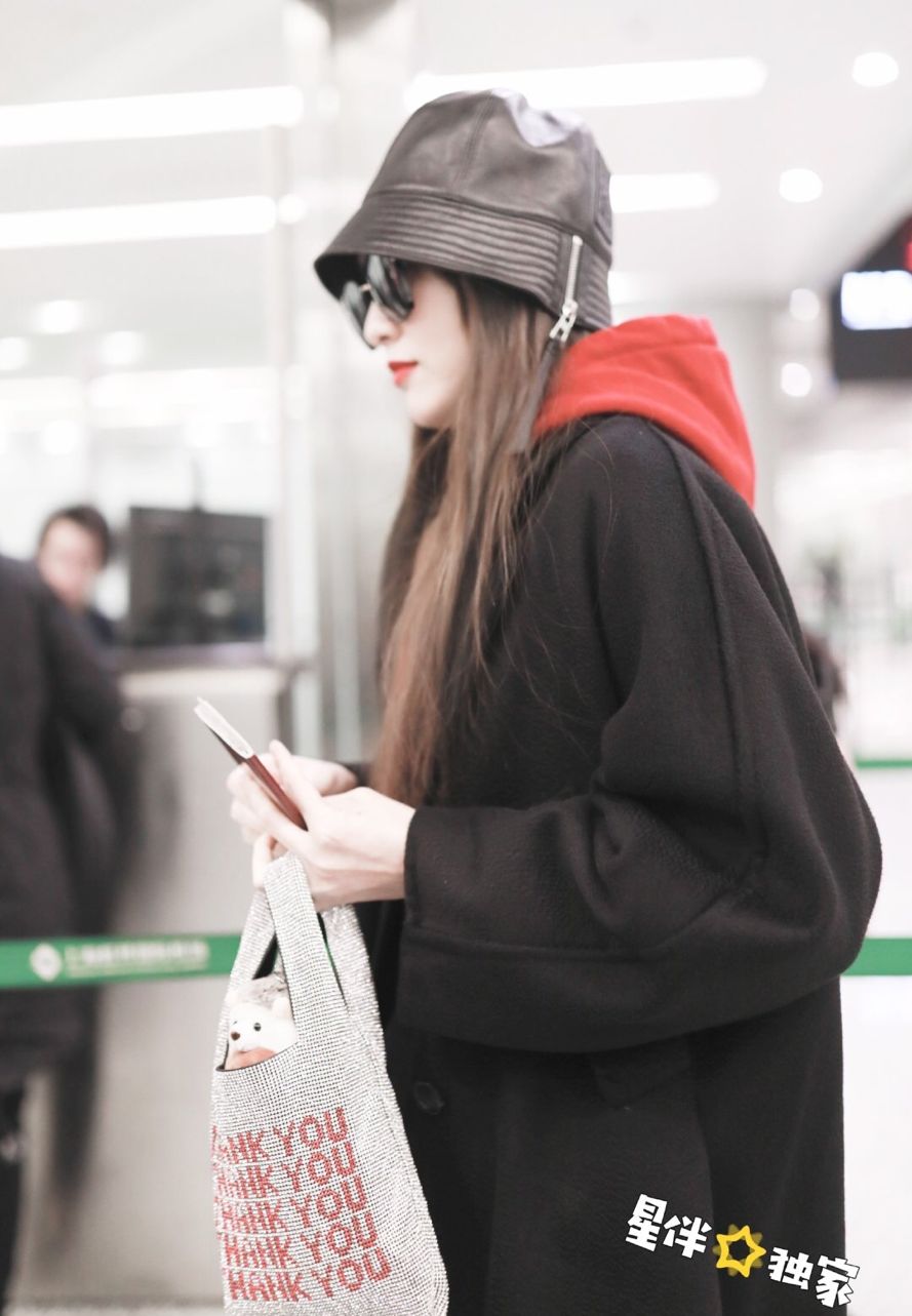 唐嫣怀孕了?苏打绿解散?baby做作?