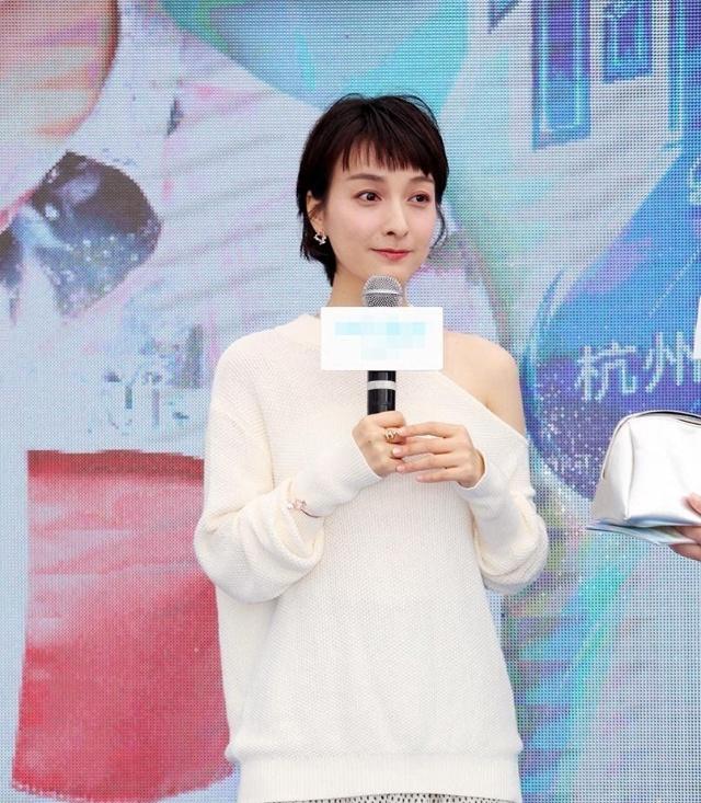 吴晰内衣_内衣美女
