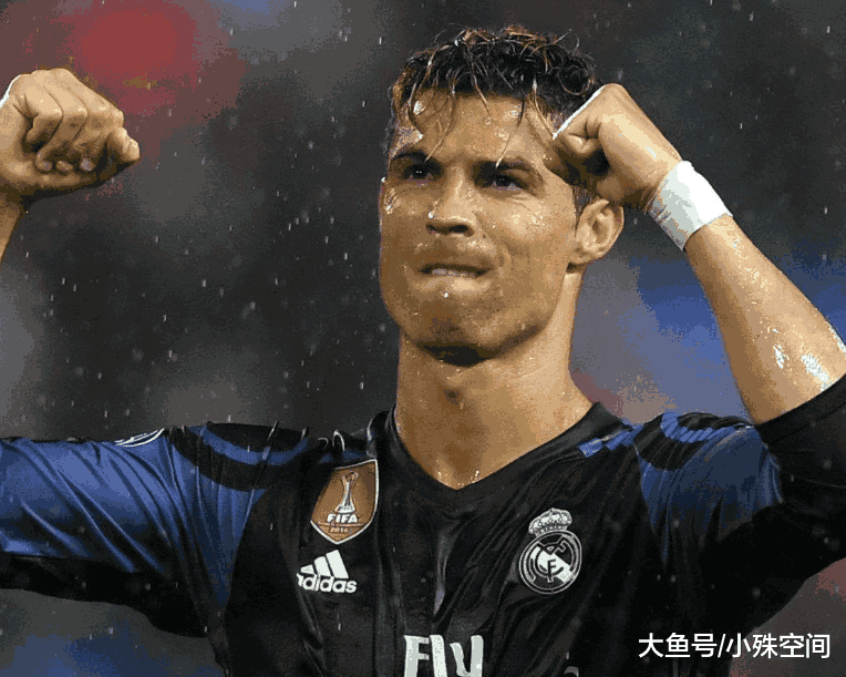 尤文总监盛赞C罗哪里都是冠军球员, 拒不谈博