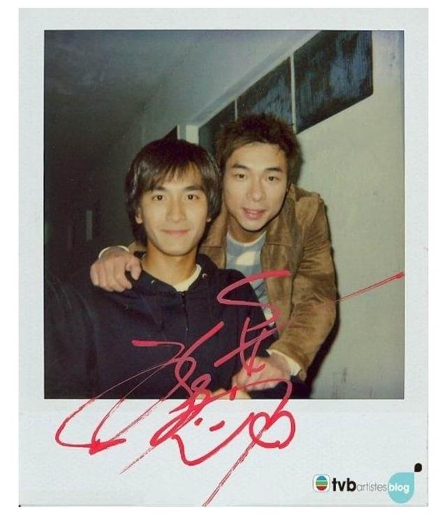 实锤!许志安曾邀请小三黄心颖上台合唱,两人深