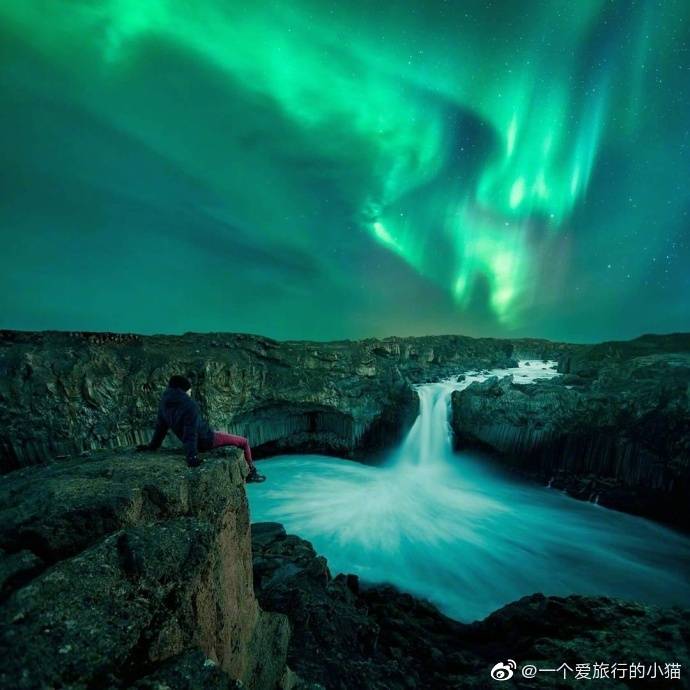 去冰島看一次極光